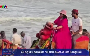 Ấn Độ kêu gọi giảm chi tiêu, giảm áp lực ngoại hối