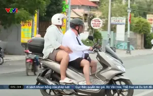 Siết chặt hoạt động cho thuê xe với du khách nước ngoài