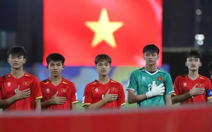 HLV Cristiano Roland: “Tinh thần chiến đấu là sức mạnh lớn nhất của U17 Việt Nam”
