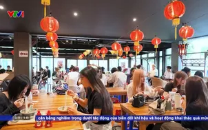 Phở trong thực đơn tại trường đại học Nhật Bản