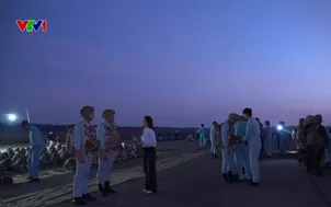 Ngày mới huấn luyện nhảy dù tại sân bay Biên Hòa