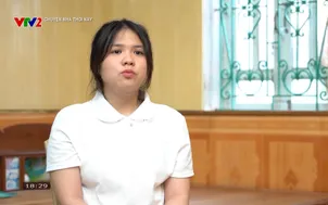 Chuyện nhà thời nay: Vòng tay ông bà và điểm tựa của nữ sinh Hưng Yên