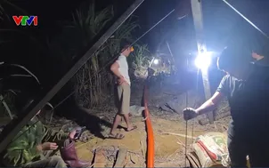 Khai thác vàng trái phép tại Sông Hinh