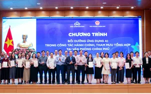 Bồi dưỡng chuyển đổi AI trong công tác hành chính và tham mưu tổng hợp