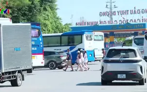 Sớm hoàn thành hệ thống trạm dừng nghỉ cao tốc