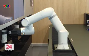 Robot thay nhân viên phục vụ