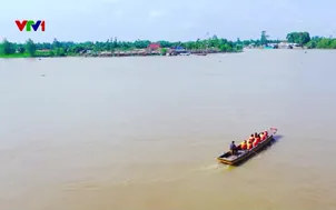 Giữ lại hồn quê chợ nổi