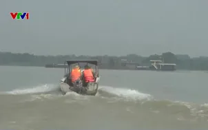 Kiểm soát an toàn luồng lạch chạy tàu mùa mưa lũ
