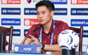 Tiền đạo Đình Bắc: "Chỉ cần đội tuyển chiến thắng là tôi đã rất hạnh phúc"