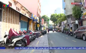 Quét mã, đăng ký sử dụng vỉa hè trực tuyến