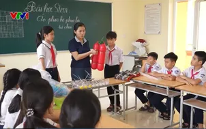 Cô giáo ươm mầm mơ ước nơi biển đảo