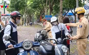 Nâng cao ý thức học sinh, sinh viên khi tham gia giao thông