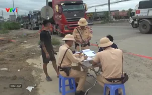 Xử lý nhiều lỗi vi phạm của xe kinh doanh vận tải