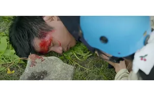 Phù sa - Tập 36: Chơn bị thương nặng, Bảy Sang bất tỉnh sau tai nạn
