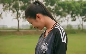 Đội bóng nữ làng Xuân - Tập 13: Căng thẳng trong đội bóng tiếp tục leo thang, Minh bế tắc, Dung bị bóc phốt trên MXH