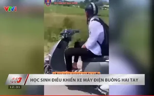 Xử lý nam sinh lớp 10 ở Thanh Hóa buông cả hai tay khi lái xe máy điện