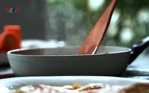 Bếp nhà: Nghêu xào sốt rau quế
