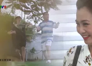 Nghĩ - Buồn - Cười: Đỏ đen