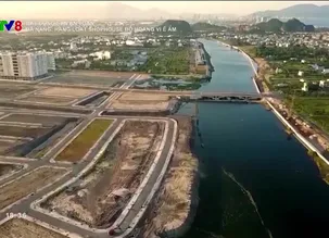 Bất động sản an toàn: Đà Nẵng: Hàng loạt shophouse bỏ hoang vì ế ẩm