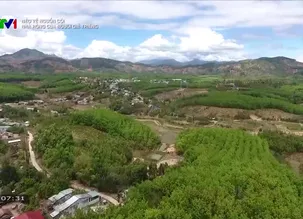 Nẻo về nguồn cội: Nhà Rông của người Giẻ Triêng