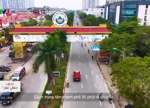 Một vòng Việt Nam: Thước phim mùa hè