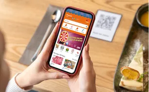 Áp dụng chuyển đổi số tìm lối ra cho các cửa hàng thực phẩm quy mô nhỏ