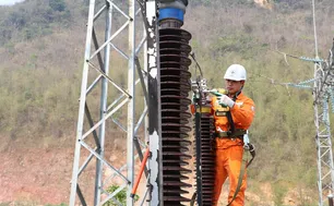 EVN thử nghiệm trên giấy giá bán lẻ điện 2 thành phần