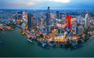 Savills: TP Hồ Chi Minh “cạn” nhà ở bình dân