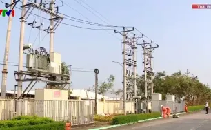 Gấp rút khắc phục sự cố điện để ổn định sản xuất