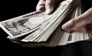 Đồng Yen tăng lên mức cao nhất trong hơn một năm