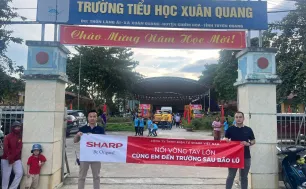 Sharp Việt Nam tích cực đồng hành hỗ trợ người dân bị ảnh hưởng bởi bão lũ