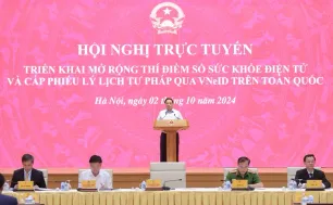 Mở rộng thí điểm sổ sức khỏe điện tử và cấp phiếu lý lịch tư pháp qua VneID