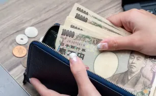Đồng Yen lao dốc, chứng khoán Nhật Bản phục hồi ấn tượng