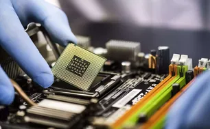 Các công ty sản xuất chip Trung Quốc đạt doanh thu cao kỷ lục