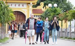 Trung Quốc ra chính sách hoàn thuế cho du khách nước ngoài