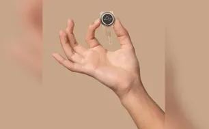 Người mắc bệnh xơ cột bên teo cơ (ALS) có thể nói trở lại nhờ cấy chip vào não