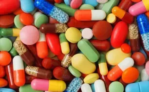 Cảnh báo nguy hiểm do tự ý mua thuốc điều trị