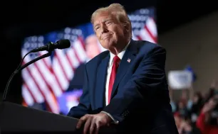 Chính sách giảm giá thuốc mới của Tổng thống Trump gây tranh cãi dữ dội trong ngành dược