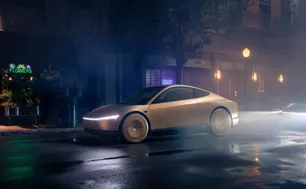 Tesla ấn định thời gian ra mắt dịch vụ robotaxi