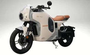 Honda lựa chọn đi ngược xu thế trên thị trường xe máy điện