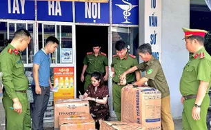 Phát hiện 2 cơ sở kinh doanh thuốc chữa bệnh không phép ở Quảng Bình