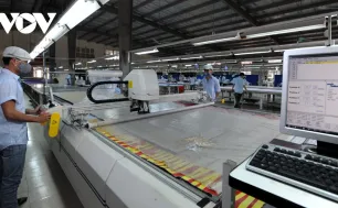 Nguyên phụ liệu dệt may, da giày chung nỗi lo thách thức thuế quan
