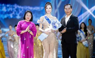 “Người đẹp có làn da đẹp nhất” Hoa hậu Biển đảo Việt Nam 2025 Nguyễn Vân Anh và hành trình từ nước mắt đến nụ cười tự tin