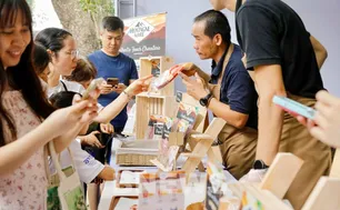 Từ 1/7, mua hàng dưới 20 triệu đồng phải có chứng từ thanh toán không tiền mặt