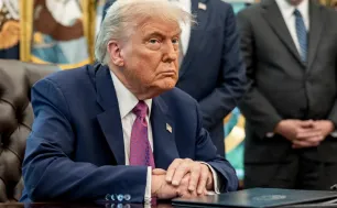 Tổng thống Trump hé lộ thời điểm gửi thư chốt thuế quan với các nước