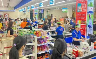 5 tháng, doanh thu bán lẻ hàng hóa và dịch vụ tăng, đạt 2,85 triệu tỷ đồng