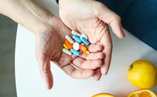 Hiểu đúng về vitamin tổng hợp