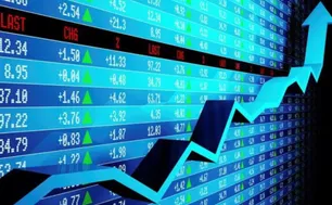 VN-Index tăng hơn 300 điểm sau 3 tháng