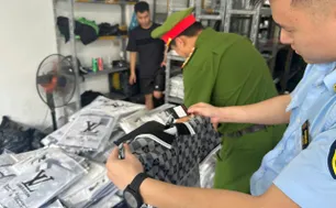 Hà Nội: Hàng loạt vụ vi phạm hàng giả, hàng lậu bị xử lý dịp trước Tết Trung thu 2025