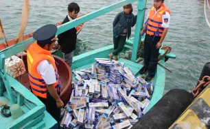 Trốn thuế trên biển: Thương cảng thành điểm nóng